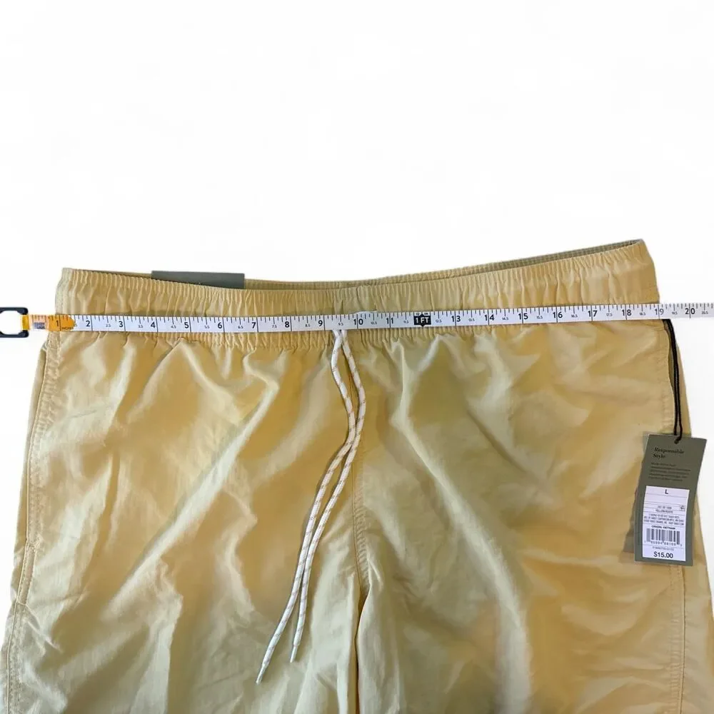 Men’s Yellow Swim Trunks Size Large NWT 7” Inseam Quick Dry Beach Shorts